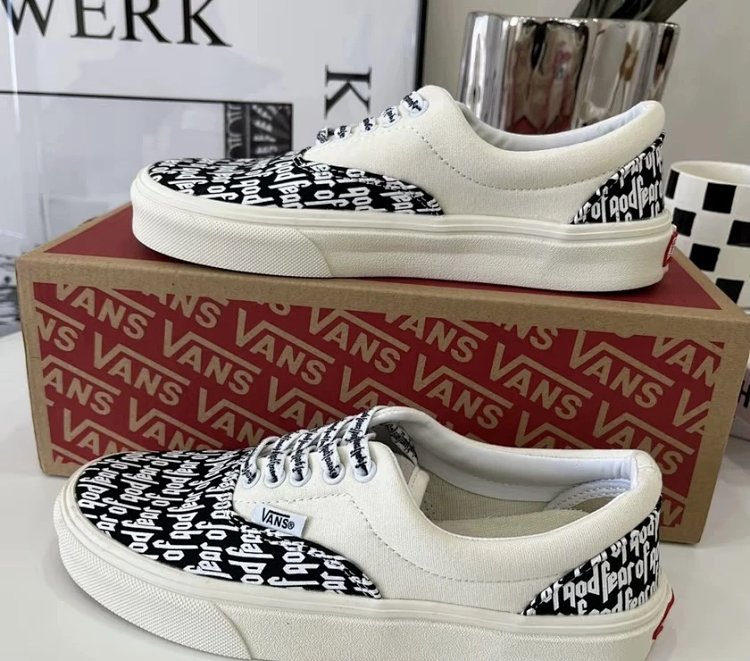 Vans board shoes, one foot low cut shoesFear of God x Vans Era 95 dx white black fog  | Yooybuy Spre