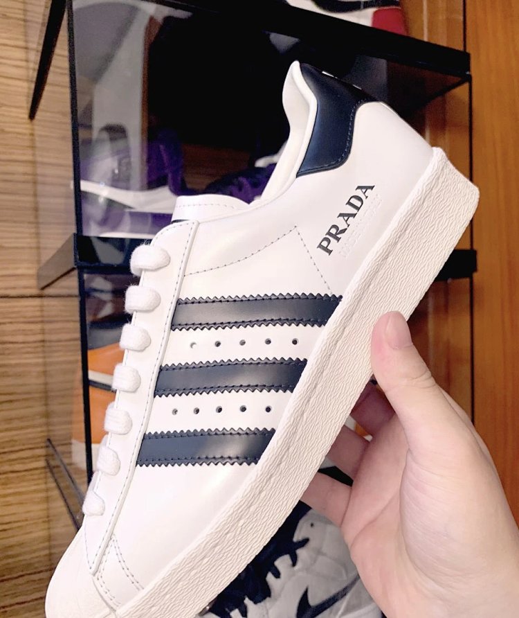 Adidas Shell Head Prada Co branded Board Shoes Sports and Leisure ShoesPRADA x adidas originals SUPE