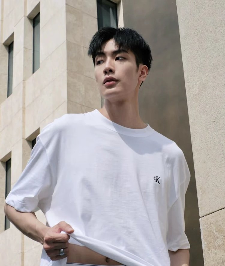 CK Luxury Short sleeved T-shirt for Men | Yooybuy Spreadsheet