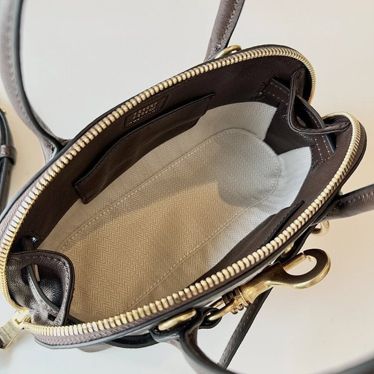 Miumiu handbag shoulder bag crossbody bag women's bag shell bag | Yooybuy Spreadsheet