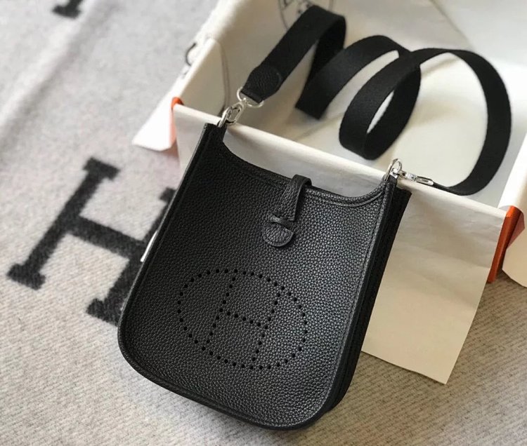 Hermes mini calf leather hollow shoulder crossbody buckle women's bag | Yooybuy Spreadsheet