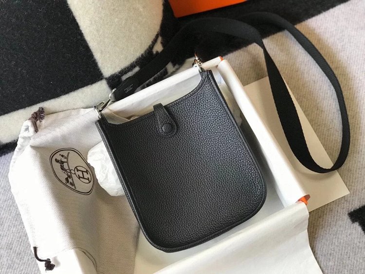 Hermes mini calf leather hollow shoulder crossbody buckle women's bag | Yooybuy Spreadsheet