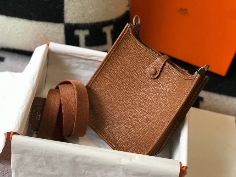 Hermes mini calf leather hollow shoulder crossbody buckle women's bag | Yooybuy Spreadsheet