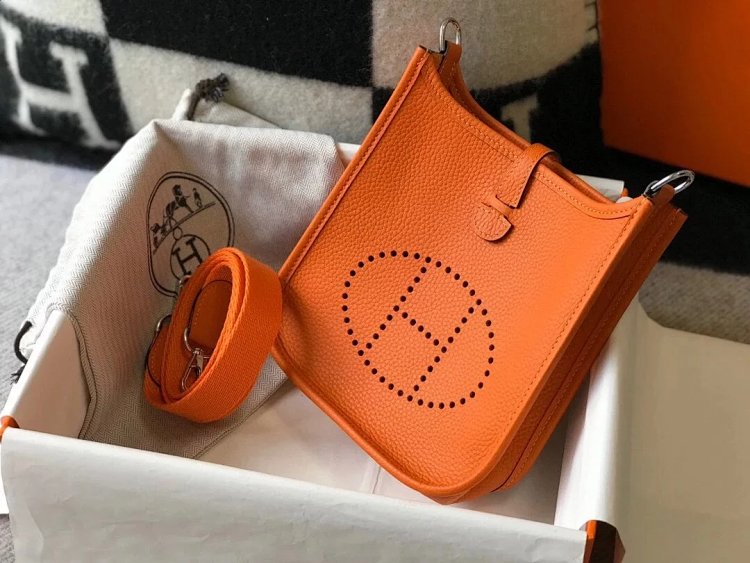 Hermes mini calf leather hollow shoulder crossbody buckle women's bag | Yooybuy Spreadsheet