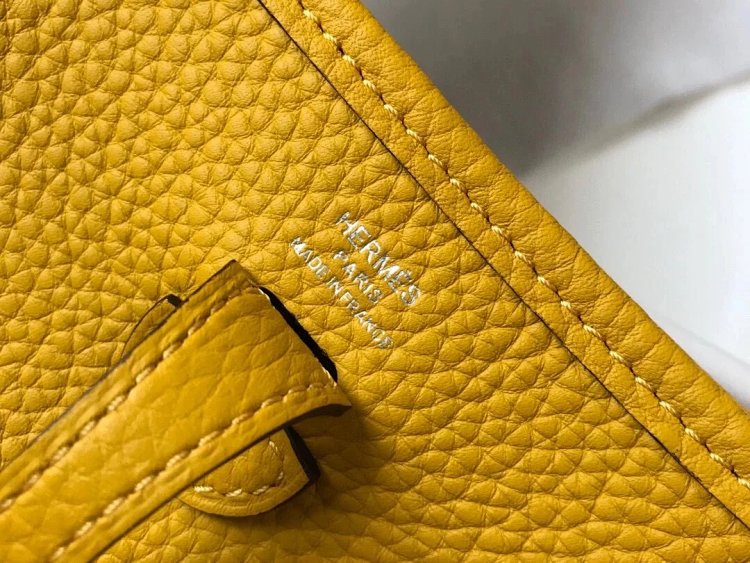 Hermes mini calf leather hollow shoulder crossbody buckle women's bag | Yooybuy Spreadsheet