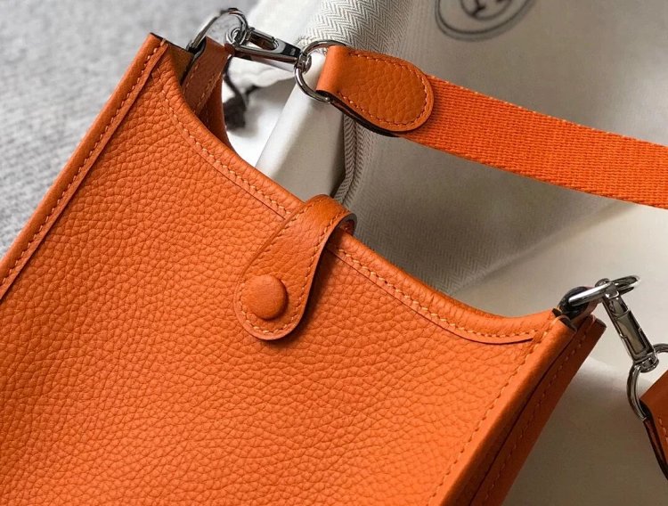 Hermes mini calf leather hollow shoulder crossbody buckle women's bag | Yooybuy Spreadsheet