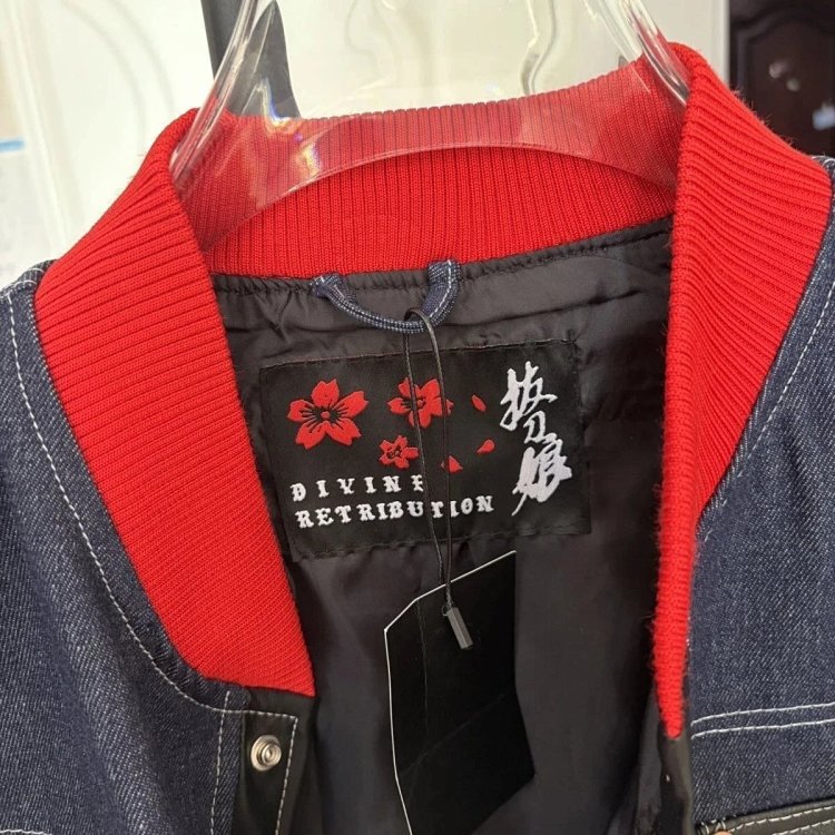 EVISU Heavy Industry Embroidered Cowboy Coat | Yooybuy Spreadsheet