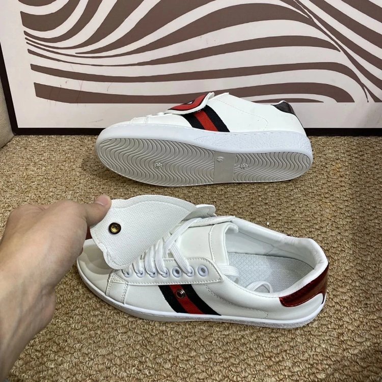 Gucci kisses red lips in white shoes | Yooybuy Spreadsheet