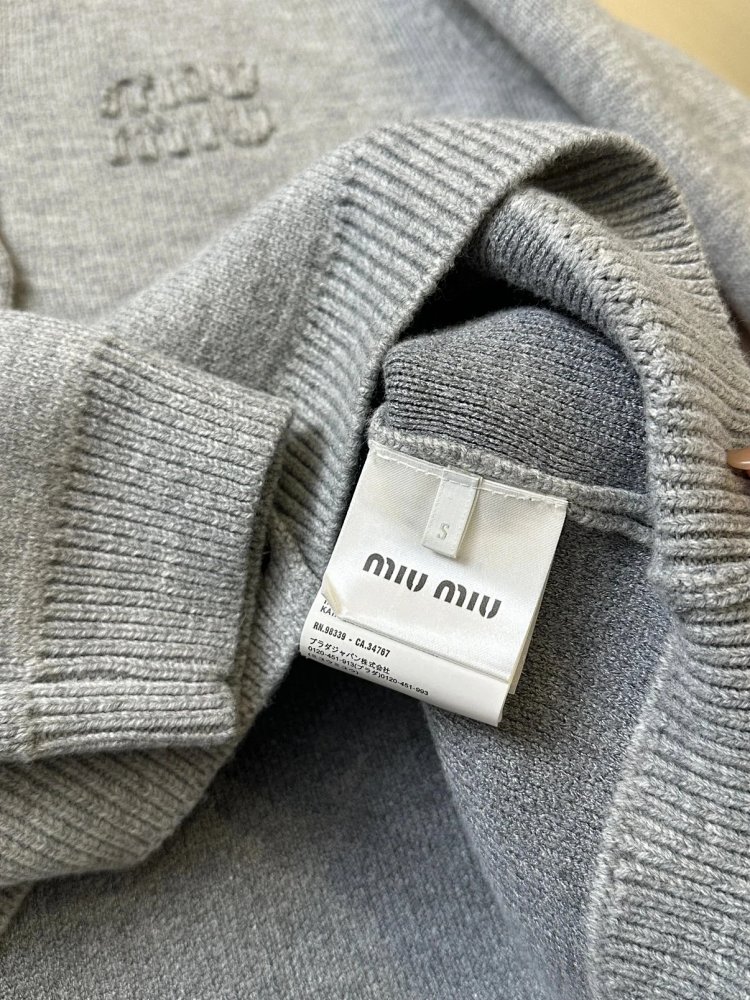 Miumiu Knitted Cardigan Trendy Sweater | Yooybuy Spreadsheet