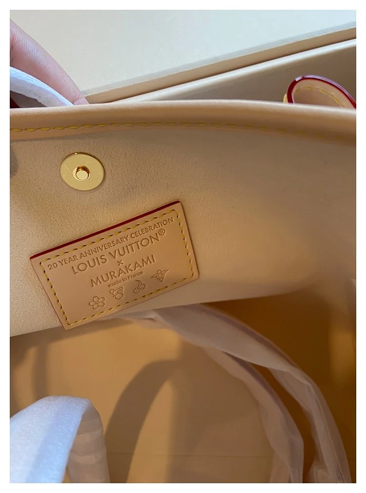 Louis Vuitton white tri colored CarryAll handbag | Yooybuy Spreadsheet