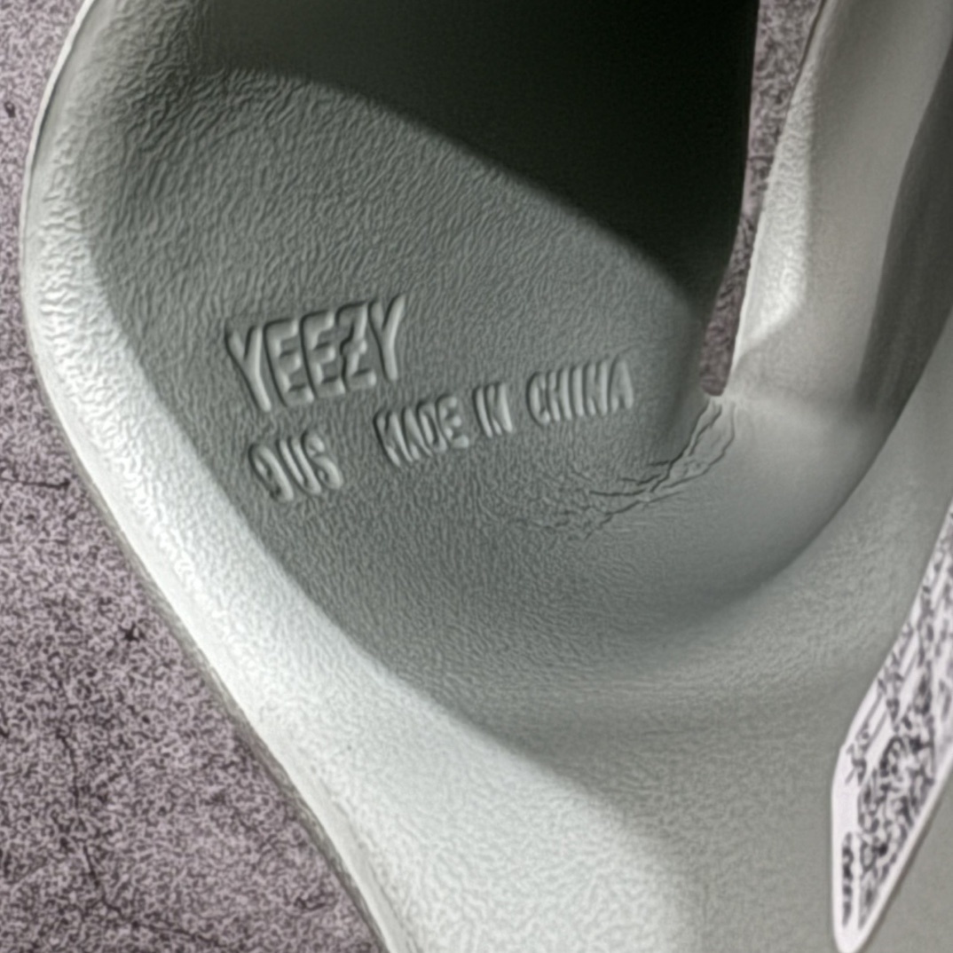 Adidas slippers T538023 | Yooybuy Spreadsheet