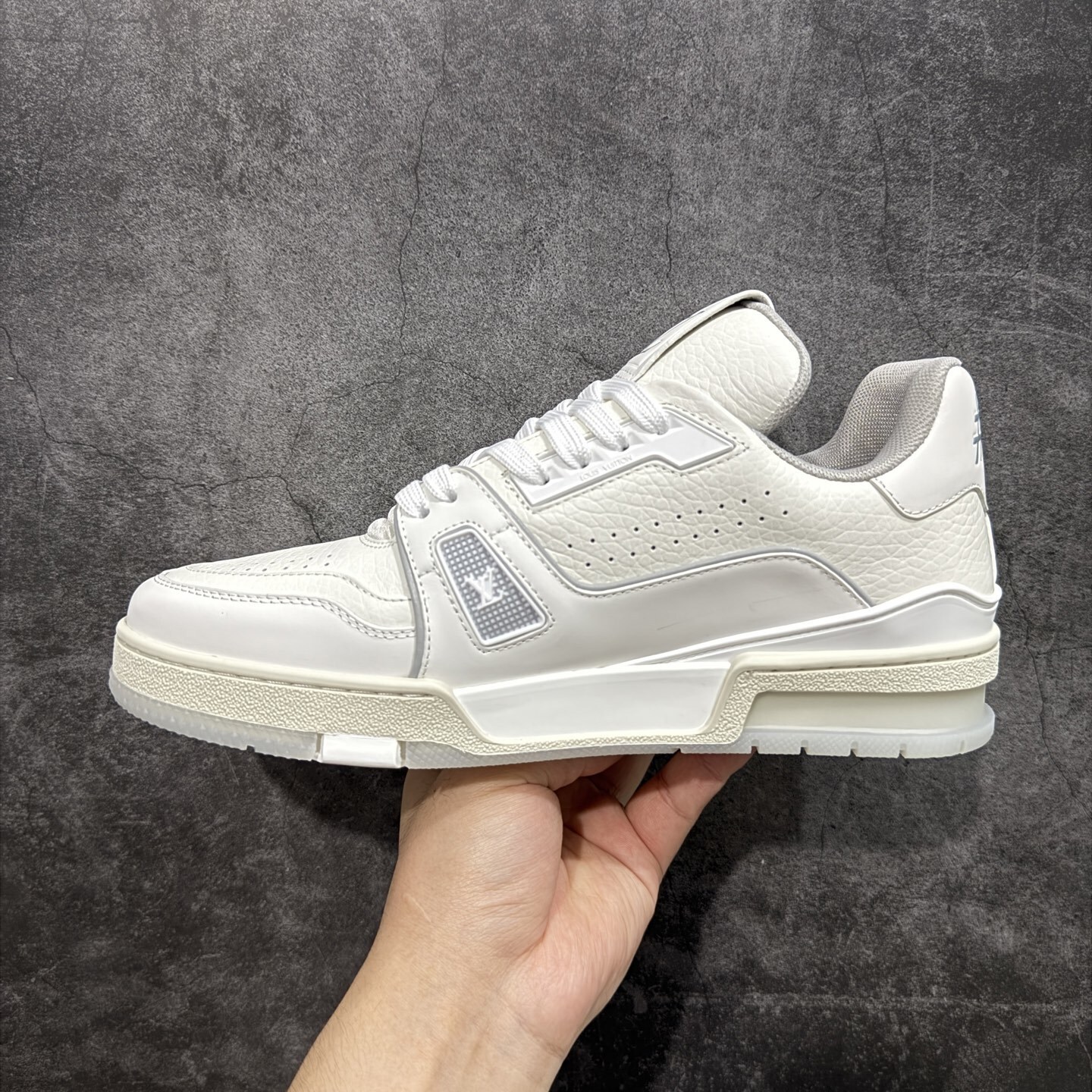 Louis Vuitton  Trainer Sneaker T538002 | Yooybuy Spreadsheet