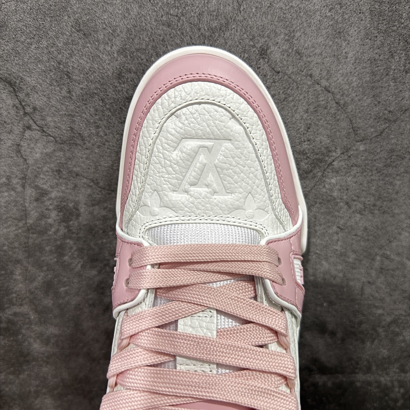 Louis Vuitton  Trainer Sneaker T538005 | Yooybuy Spreadsheet