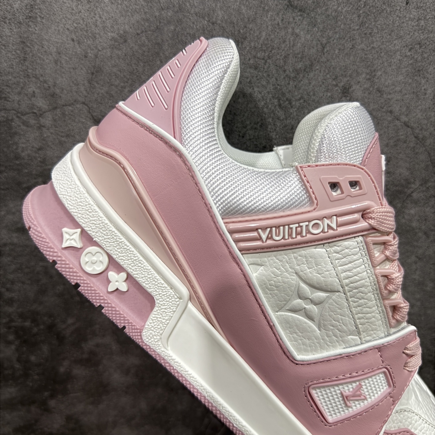 Louis Vuitton  Trainer Sneaker T538005 | Yooybuy Spreadsheet