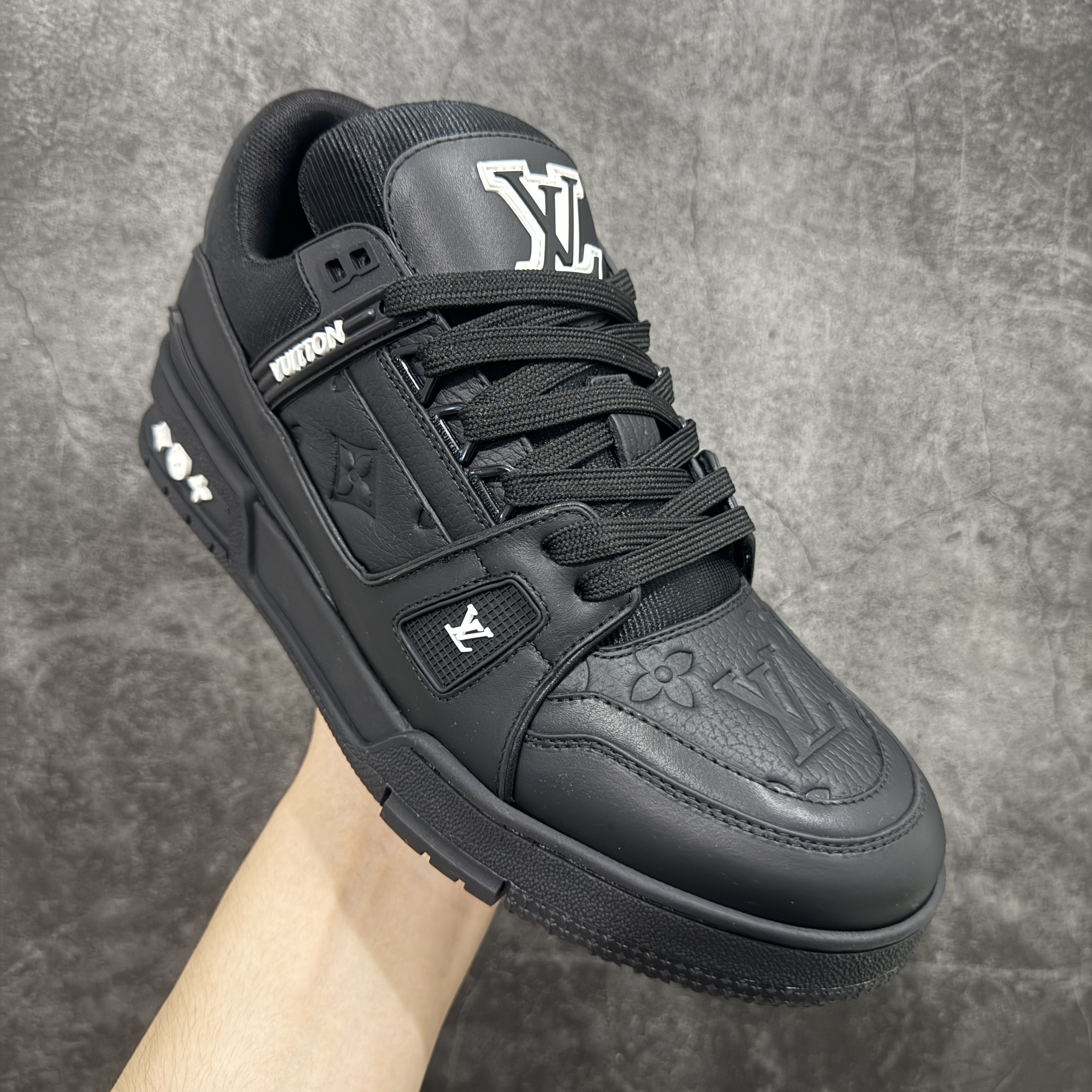 Louis Vuitton  Trainer Sneaker T538007 | Yooybuy Spreadsheet