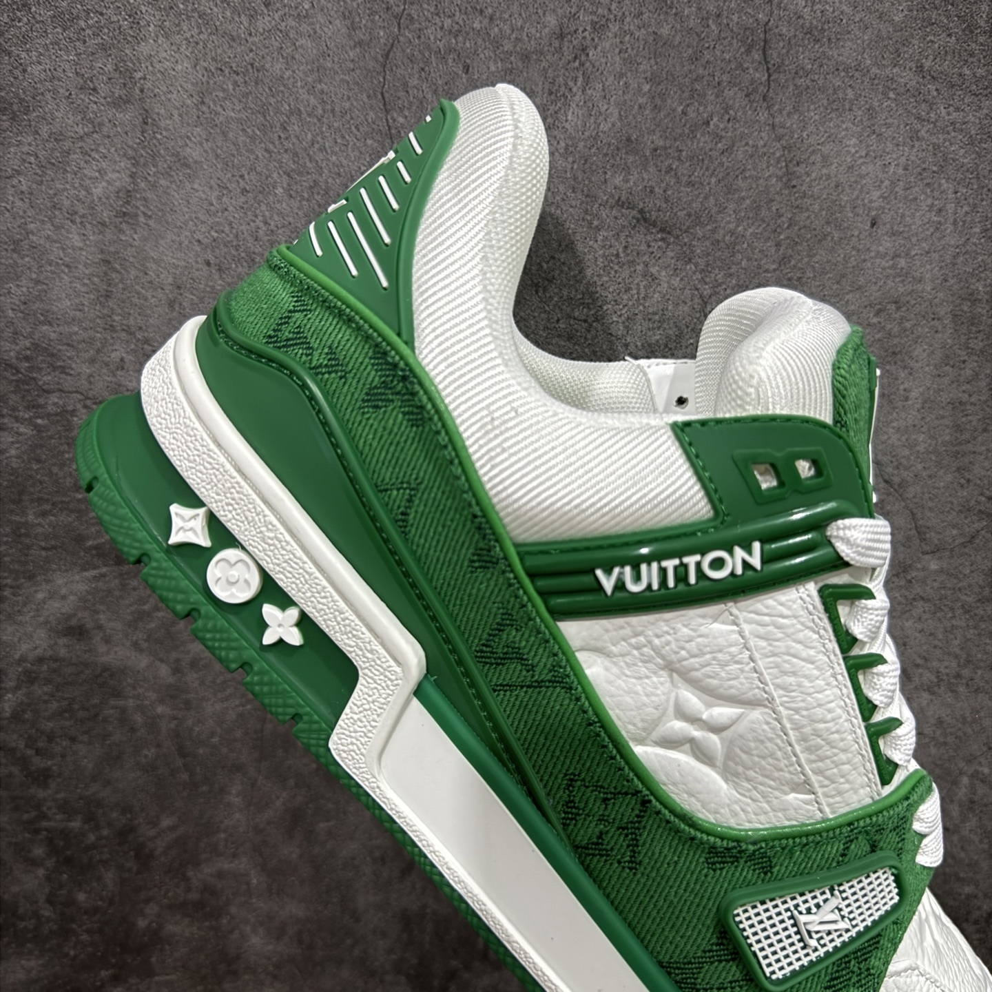 Louis Vuitton Trainer Sneaker T538009 | Yooybuy Spreadsheet