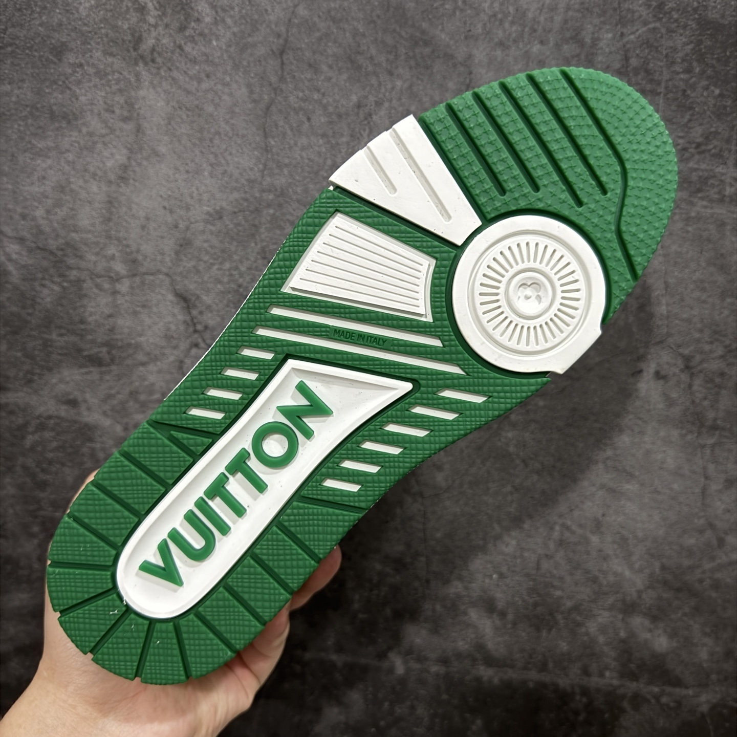 Louis Vuitton Trainer Sneaker T538009 | Yooybuy Spreadsheet