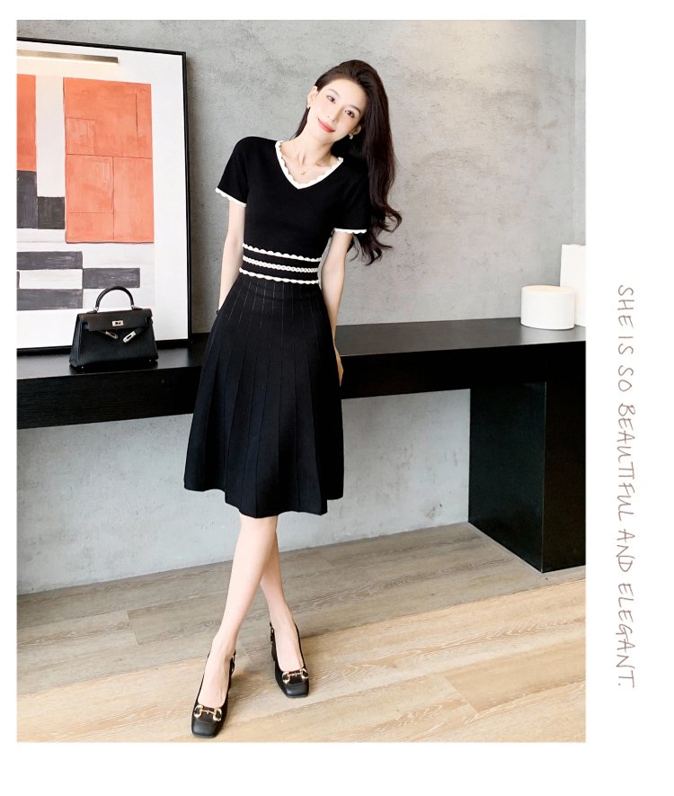 Summer new French Hepburn style small black dress