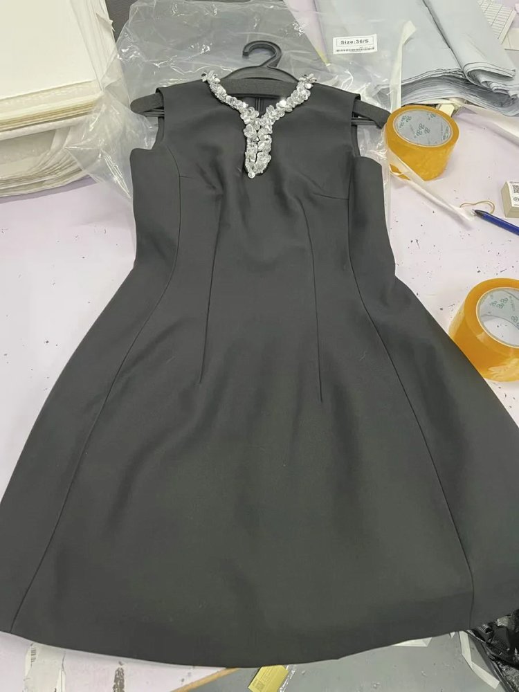 Temperament  skirt   socialite solid color sleeveless waist cinching slimming dress | Yooybuy Spread