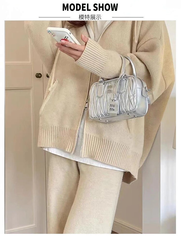 Miu Miu Miumiu Retro Leather Crossbody Bag
